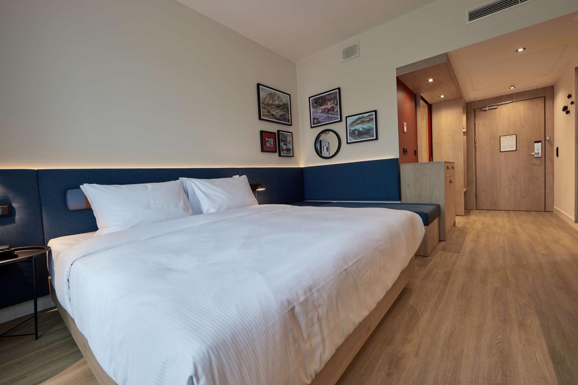 Hotel Hampton By Hilton Poznan Swarzędz Extérieur photo